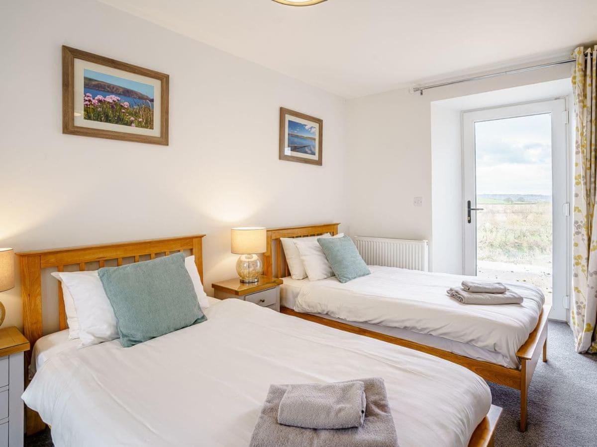 Gwbert Holiday Cottages, Green Meadow 卡迪根 外观 照片